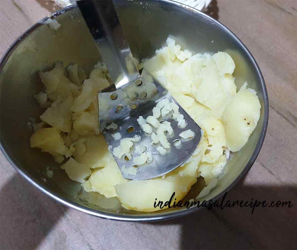potato-paratha-recipe