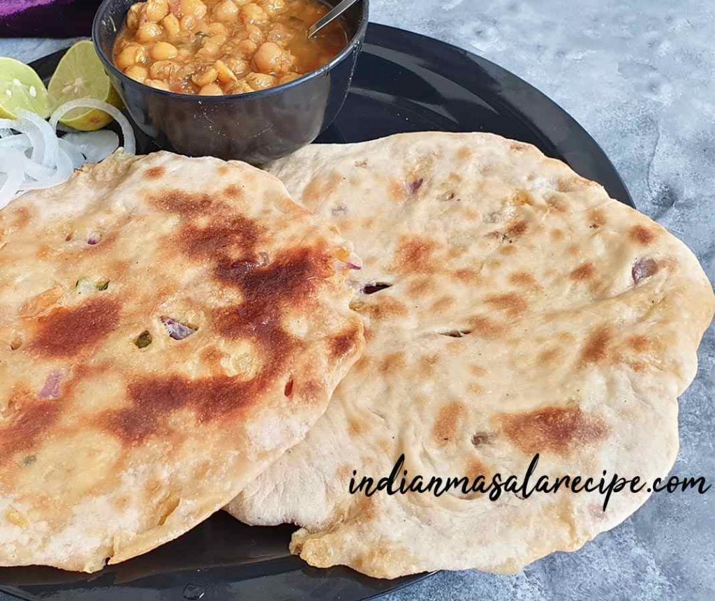 Aloo-kulcha-punjabi-recipe